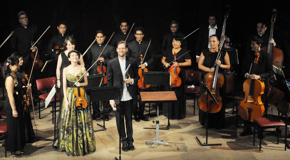 The Four Season : SOI Chamber Orchestra with Robert Ames (Conductor) and Galya Bisengalieve (Violin) at Experimental Theatre,NCPA on 05/03/2016. Photo By : NARENDRA DANGIYA
