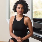Chelsea de Souza, piano