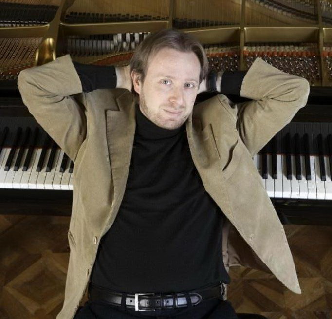 Roberto Prosseda, piano  The Poona Music Society