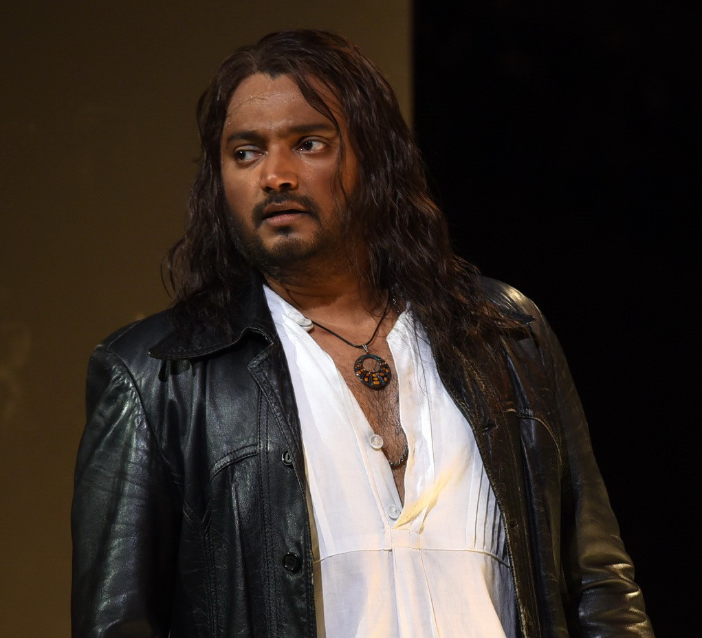 Amar Muchhala, tenor and Johann Peiris, piano